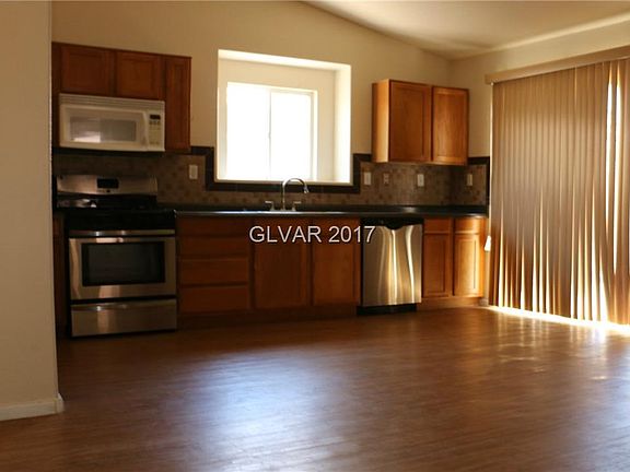 3rd image of 5029 Paradise Harbor Pl
