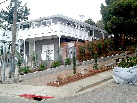 2nd image of 238 Farragut Ave