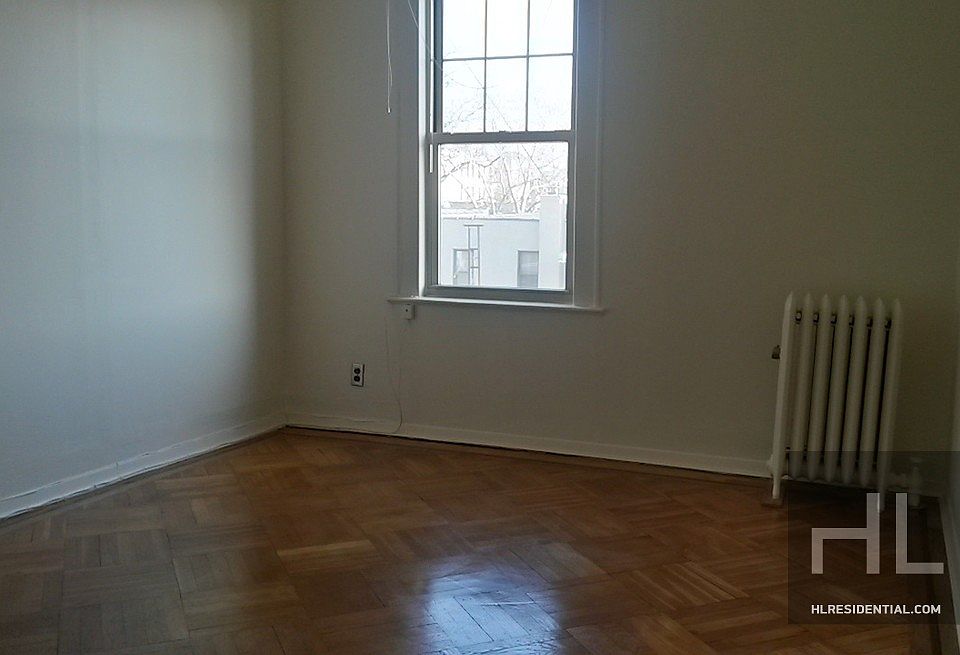 1st image of 2829 35th St #2