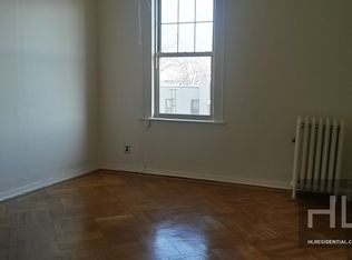 2829 35th St #2, Astoria, NY 11103