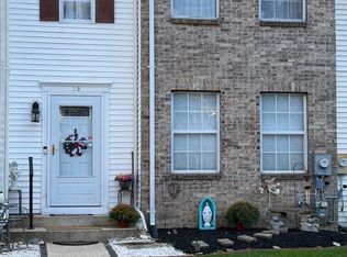 19 Dunmoor Ct N, Hamilton, NJ 08690