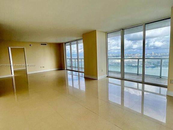 5th image of 50 Biscayne Blvd APT 3410