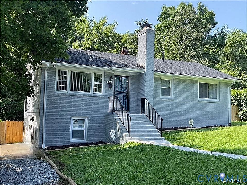 1st image of 2114 Wright Ave