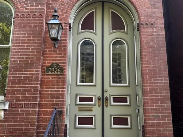 2326 Albion Pl, Saint Louis, MO 63104