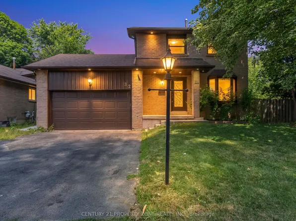32 Archibald St, Brampton, ON L6X 1L9