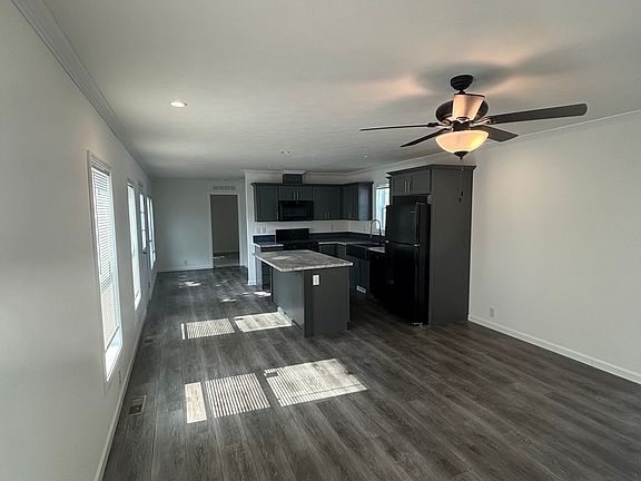 3rd image of 488 Briarwood Dr #111