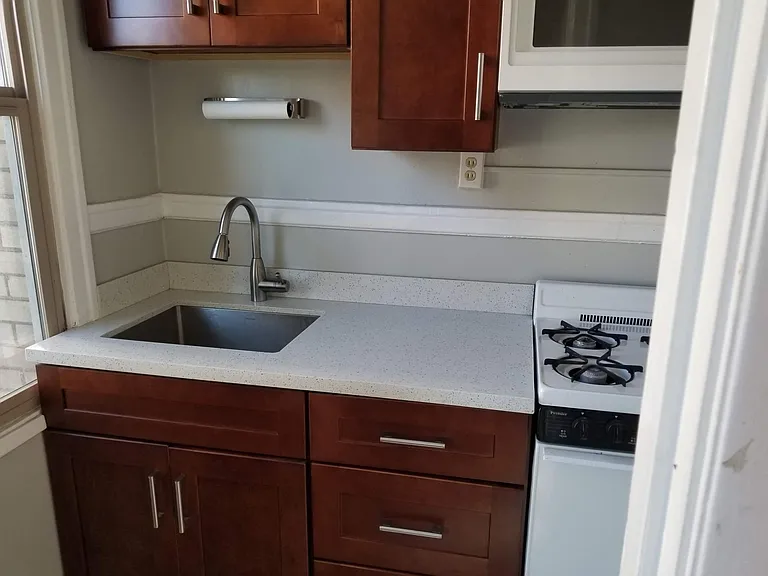 1209 Bush St #5 — Photo 10