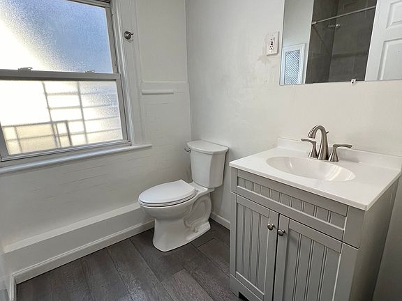 5th image of 66 N Columbus Ave APT 3