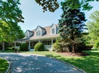 119 Coopers Farm Rd, Southampton, NY 11968
