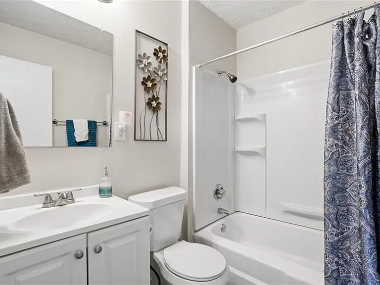 405 King Arthur Ct — Photo 16
