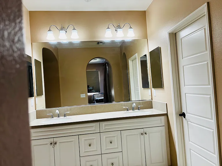Attached Master bathroom