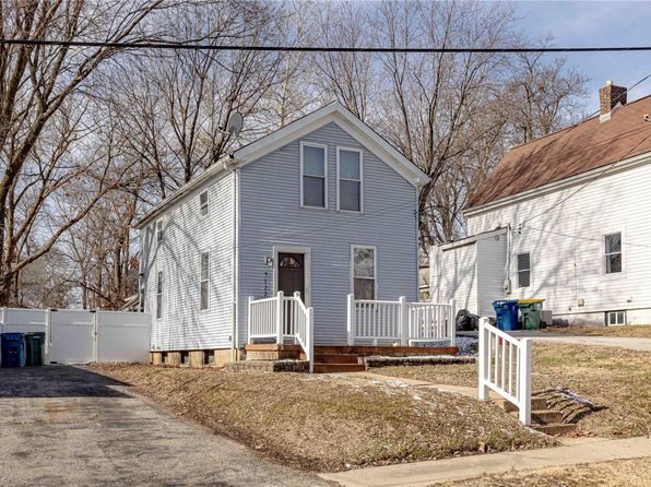 7122 Drury Ln, Saint Louis, MO 63143