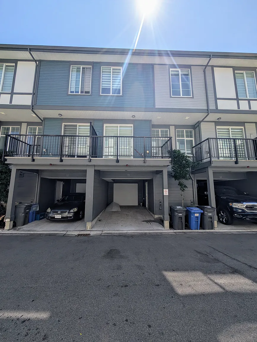 17528 60th Ave #13 photo 1