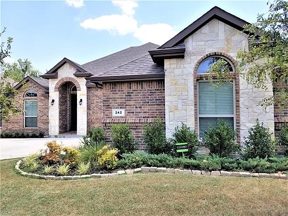 2nd image of 242 Ashlawn Dr