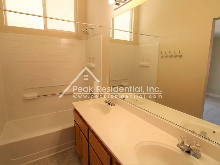8176 Drais Way — Photo 15