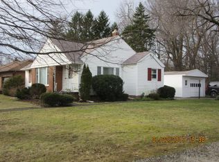 33575 Linden Dr, Solon, OH 44139