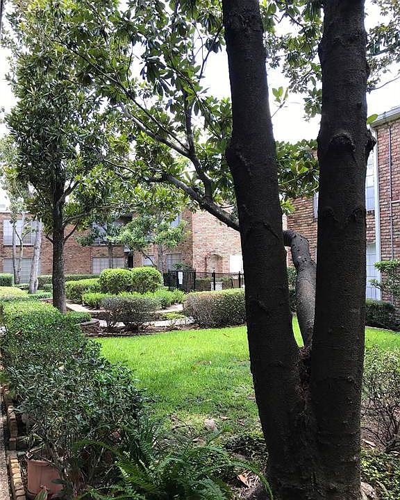 1st image of 2101 Fountain View Dr #41C