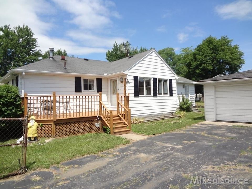 1st image of 134 Island Ct