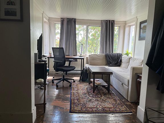 3rd image of 5204 18th Ave NE #G