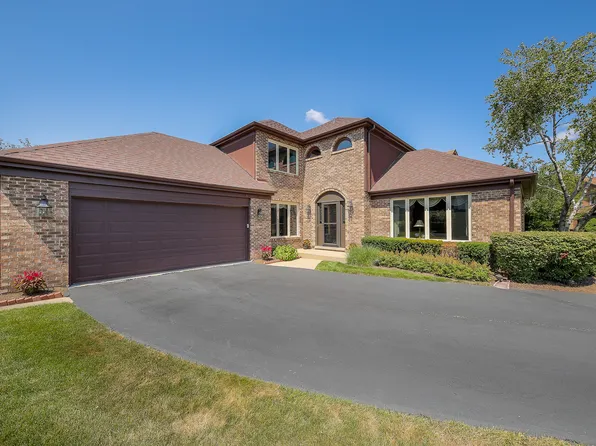 2409 Greshan Ct, Arlington Heights, IL 60004
