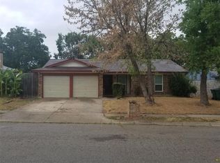 5805 Greenfield Dr, Watauga, TX 76148