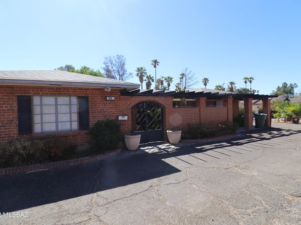 300 N Country Club Rd