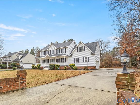 2nd image of 1101 Rockbasket Ln