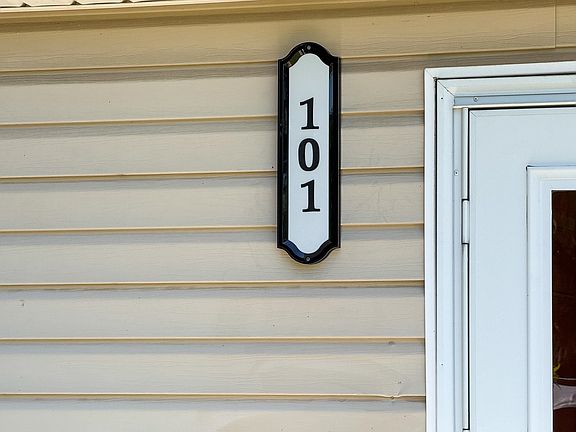 2nd image of 101 Loudoun Ave