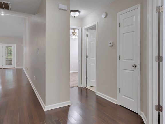 4th image of 2768 McFarlane Ct