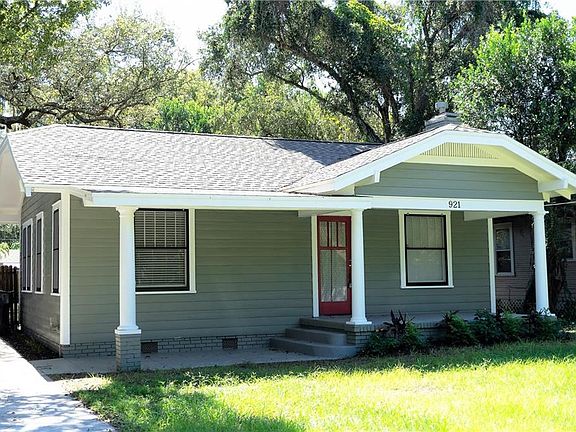 2nd image of 921 E Shadowlawn Ave