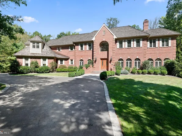 134 Jaffrey Rd, Malvern, PA 19355