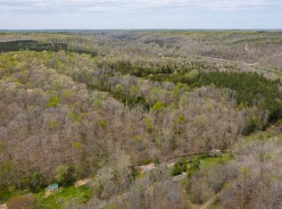 316 Poplin Hollow Rd, Linden, TN 37096