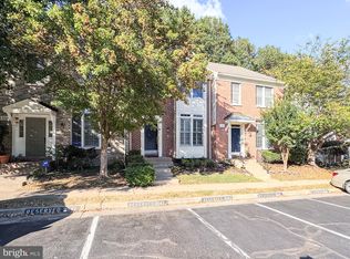 11742 Valley Ridge Cir, Fairfax, VA 22033