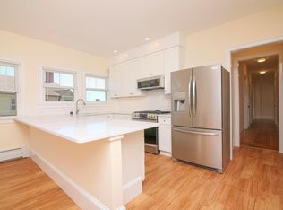 3 Commonwealth Ave #B, Gloucester, MA 01930