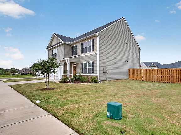 3rd image of 4207 Sorensten Dr