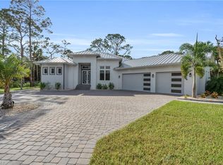 343 9th St NW, Naples, FL 34120