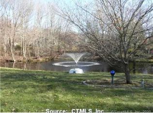 83 Hawley Rd, Oxford, CT 06478