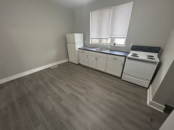 2nd image of 710 King Ave #11304344