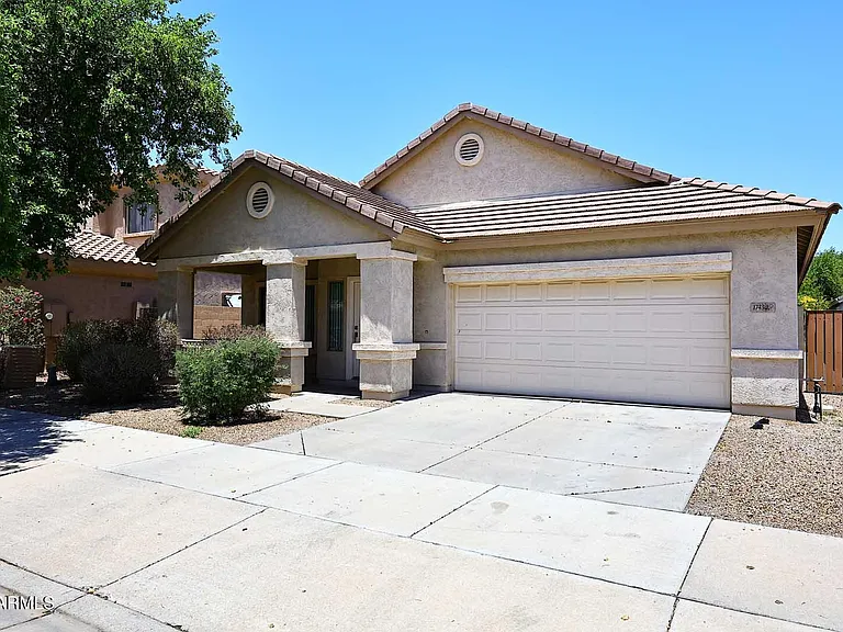 17430 W Yavapai St — Photo 2