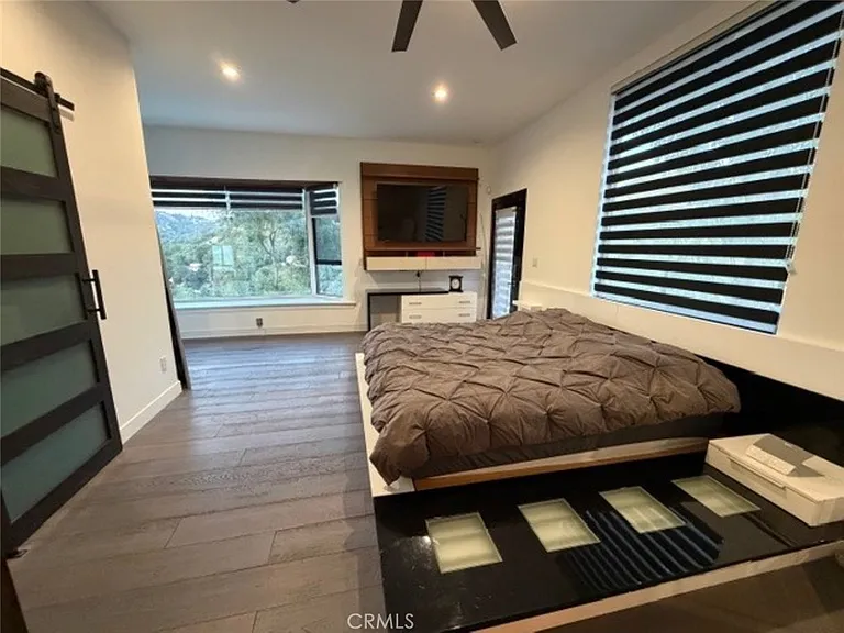 9987 Reevesbury Dr — Photo 29