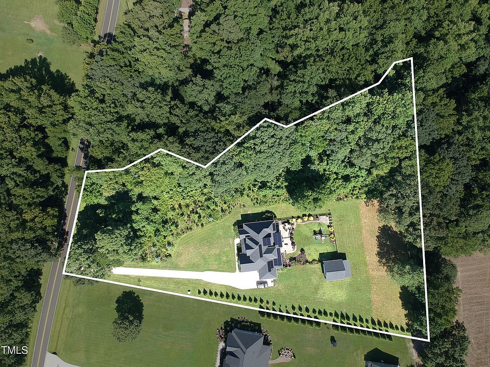 1st image of 2416 Eddie Howard Rd