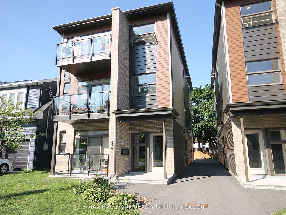 1st image of 696 Roosevelt Ave #3