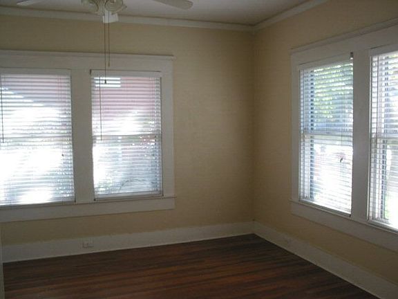 5th image of 806 Sylvan Ave