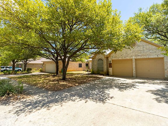 2nd image of 8209 Forest Heights Ln