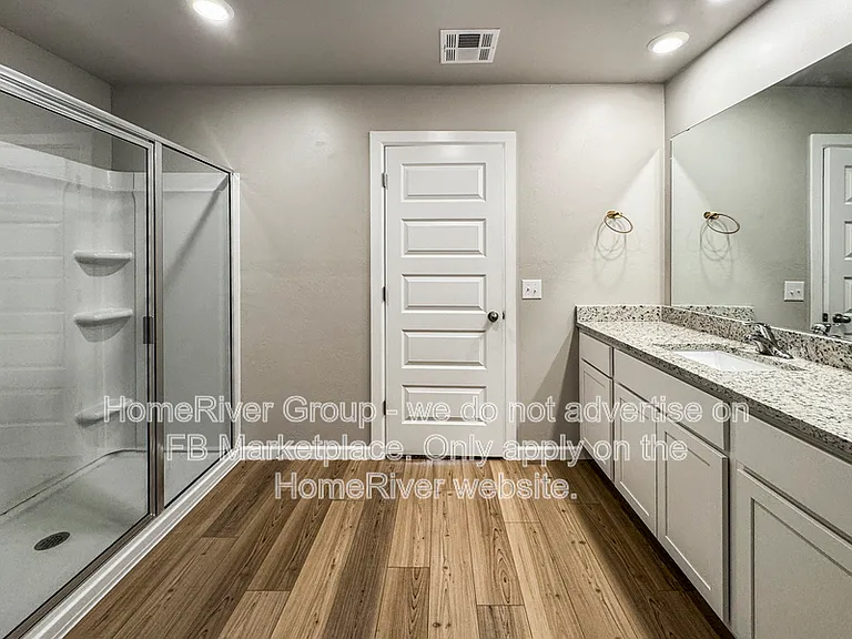 2516 Rosewood Ln — Photo 12