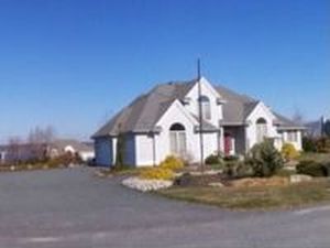 220 Cromwell Dr, Portsmouth, RI, 02871