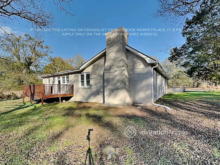 547 Rustic Rd — Photo 23