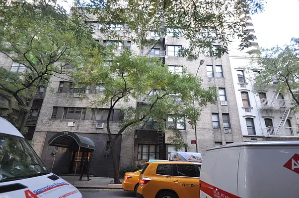 235 west 46th street 10036 new york