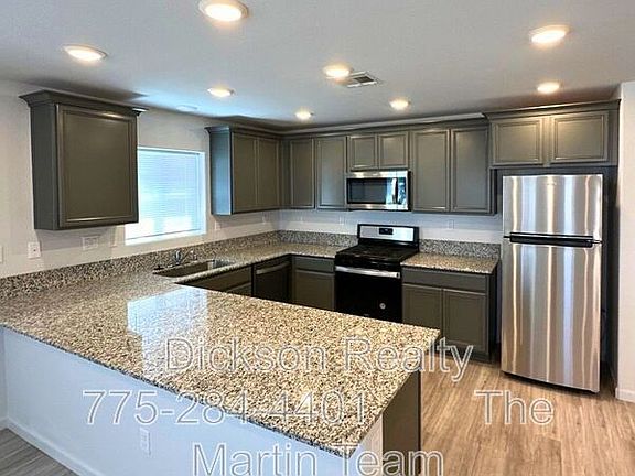 3rd image of 501 Paradise Valley Rd