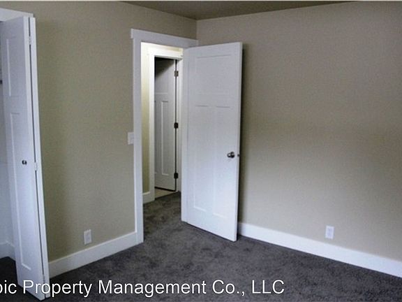 3rd image of 336 E Wilson Ave APT 3